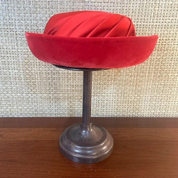 Vintage | Accessories | Hpvtg 95s Red Velvet Pleated Satin  display picture 2